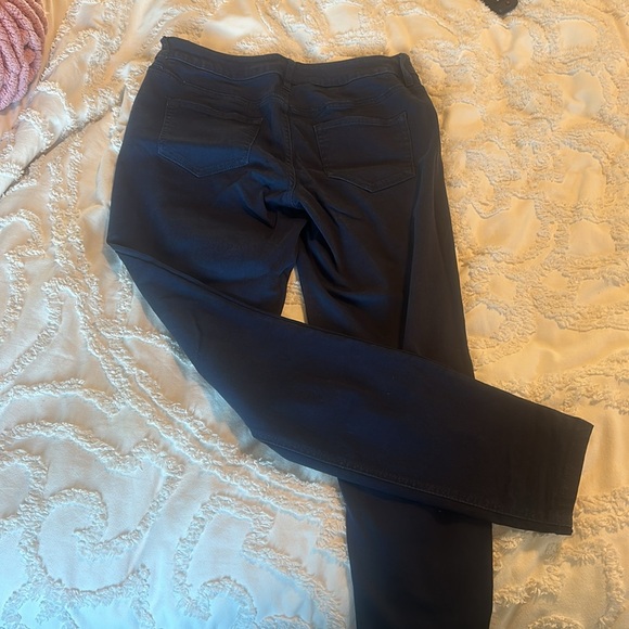 Medium Regular Maurice’s Jeggings - Picture 3 of 3